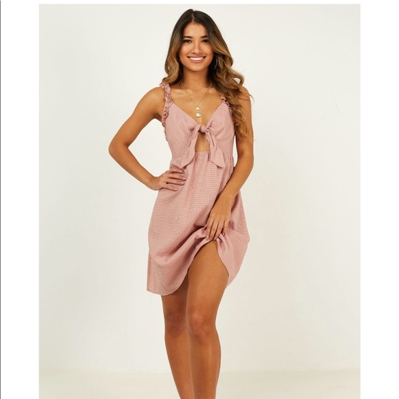 Showpo. Dresses & Skirts - NWT SHOWPO dress SMALL